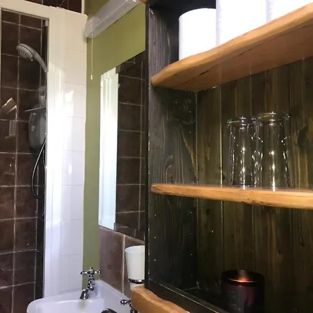 Aurora House Bed & Breakfast